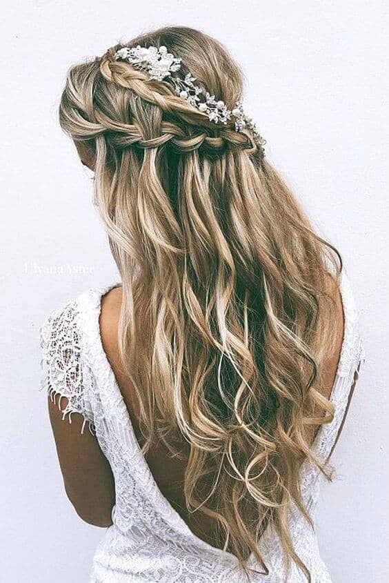 Floral Braided Crown With Waves