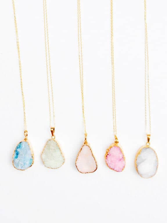 27 Beautiful Necklace Inspirations