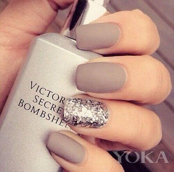 Lovely Nail Polish for Wedding