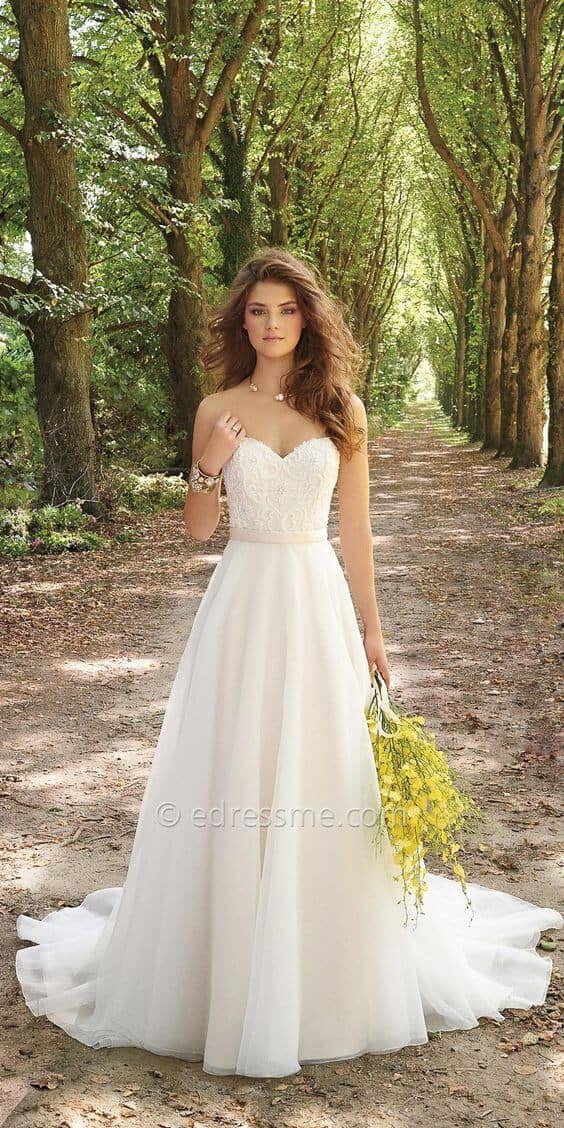 Strapless Sweetheart Lace Bodice