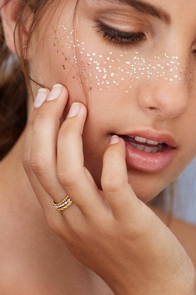 Graceful Golden Speck Look