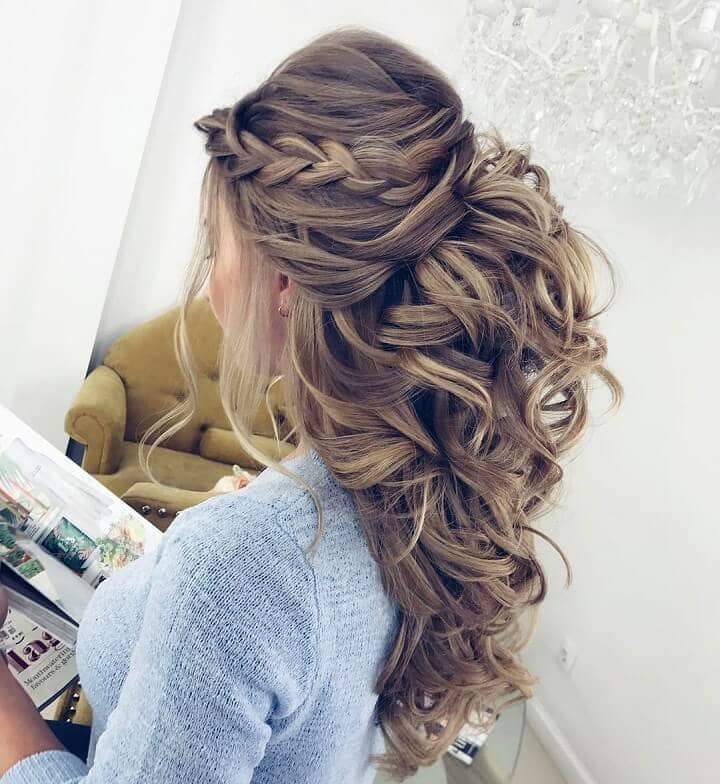 Cascade Of Braid-topped Curls