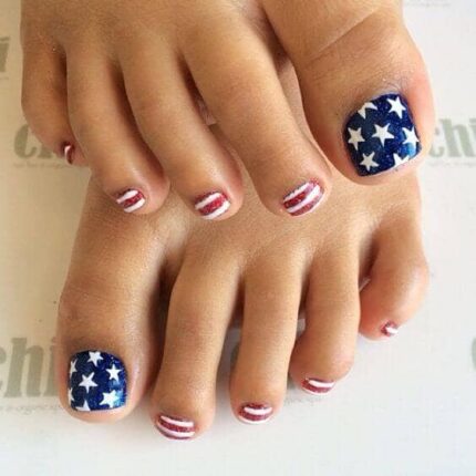 31 Happy 4th Of July Nail Ideas