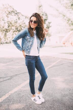 25 Casual Denim Jacket Outfits - The Cuddl