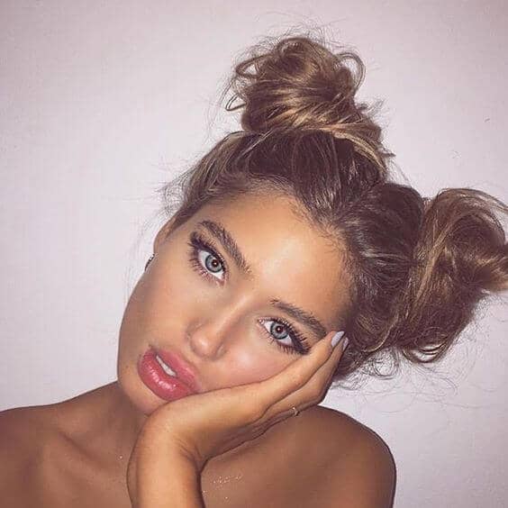 24 Ways to Style Your Hairstyle Up with Buns