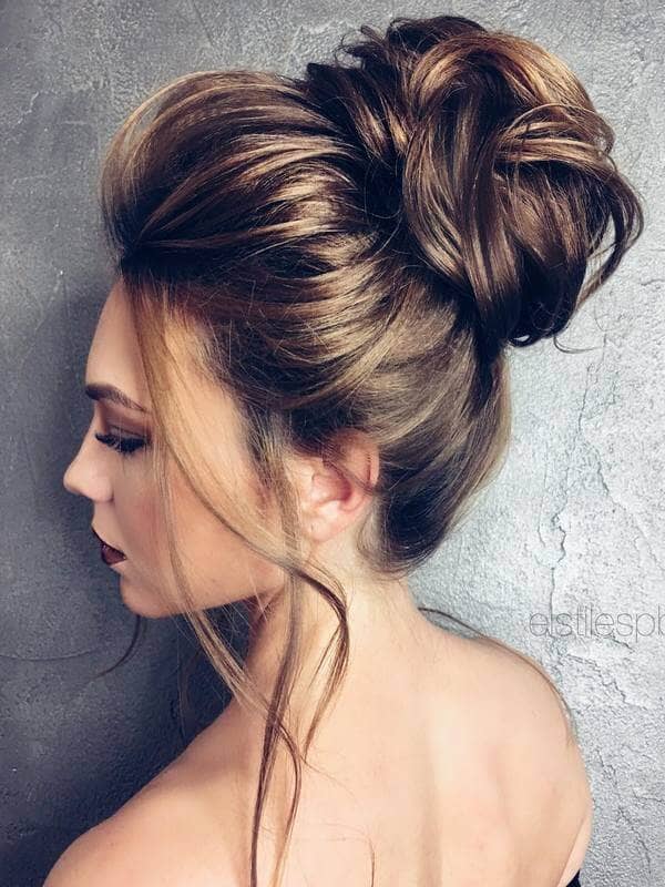 24 Ways to Style Your Hairstyle Up with Buns