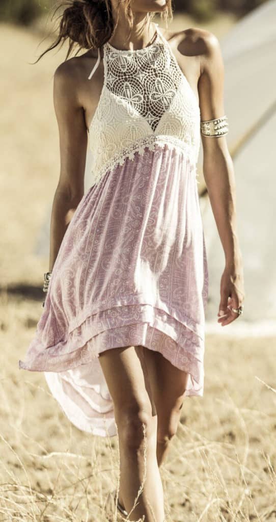 25 Gorgeous Dresses With Lace - The Cuddl