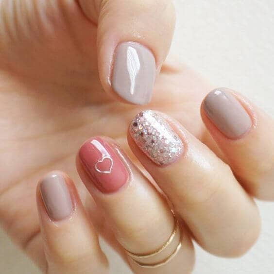 Fun Natural Mix & Match Nail Designs