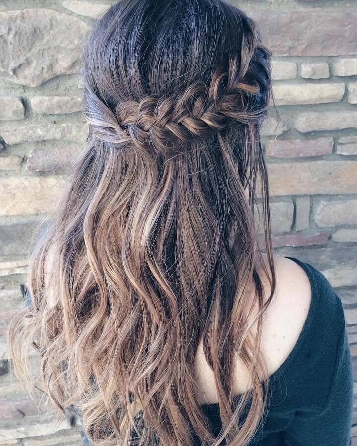 27 Magnificently Gorgeous Half Up Half Down Hairstyles