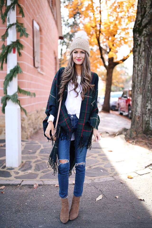 25 Winter Outfits With Cap that do More than Keep You Warm
