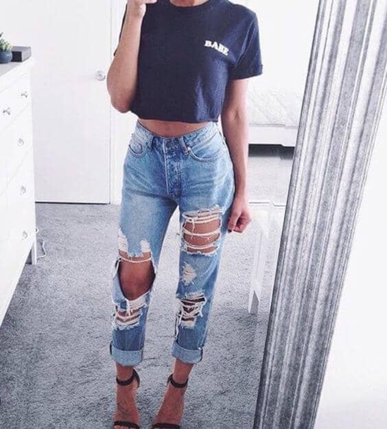 Casual Ripped Jeans Outfits