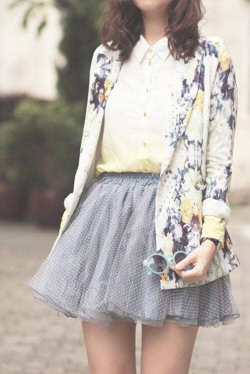 Flowered Blazers Give a Romantic Vibe