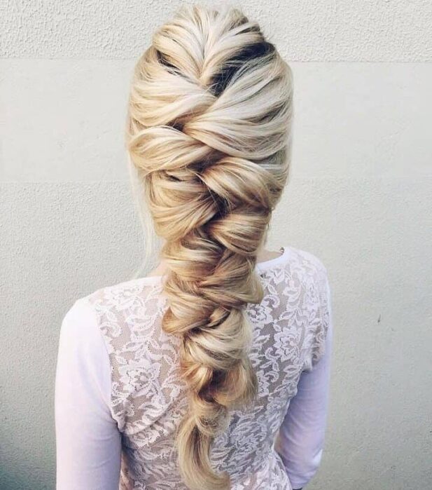 27 Gorgeous Wedding Braid Hairstyles For Your Big Day - The Cuddl