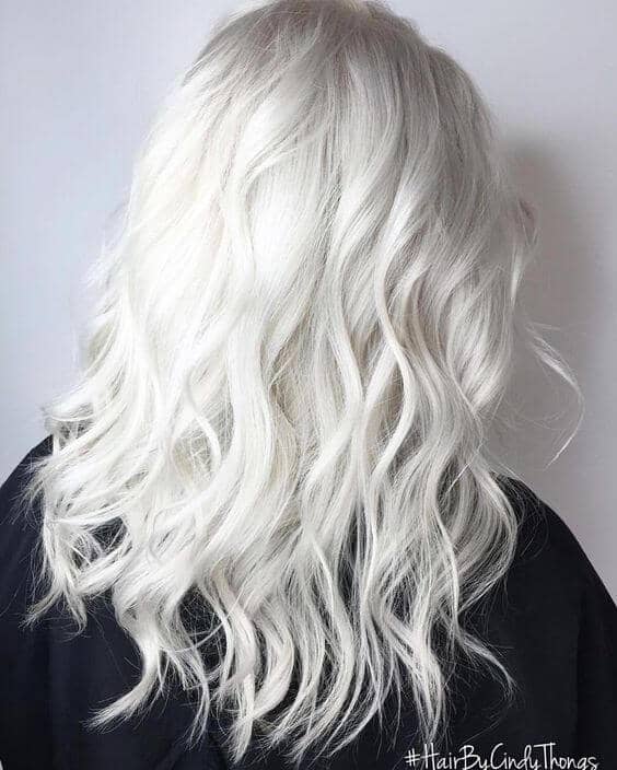 25 Romantic Ice Blonde Haircolors for Real-Life Elsas