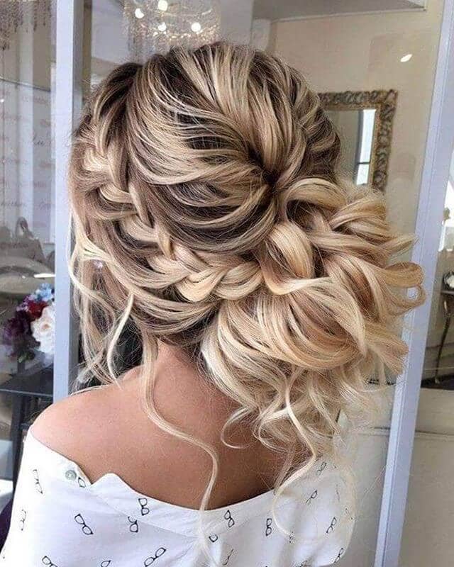 Pulled Back Voluminous Style