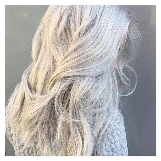 25 Romantic Ice Blonde Haircolors for Real-Life Elsas