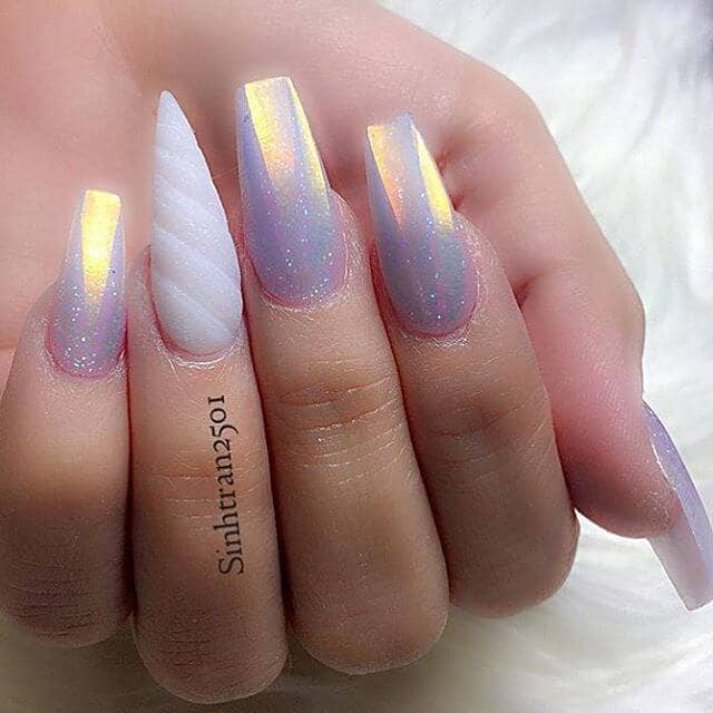 Holographic Lavender Nails with a Magical Horn