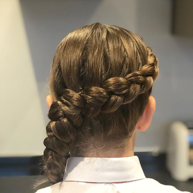 Diagonal Cascading Elegant French Braid