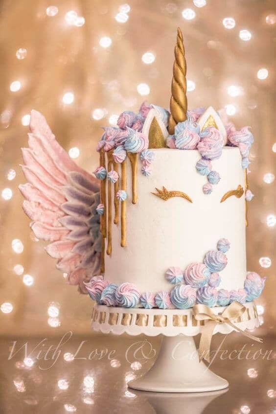 Majestic Pegasus Pastel Cake