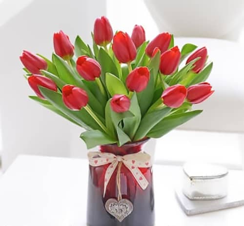 Passionate Nature Pink Tulip Bouquet