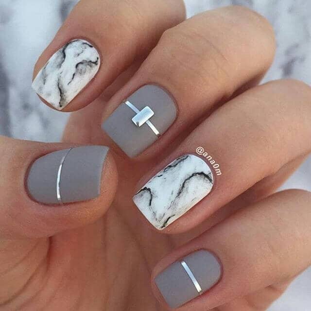 Matte Gray With Marbled Accent Nails