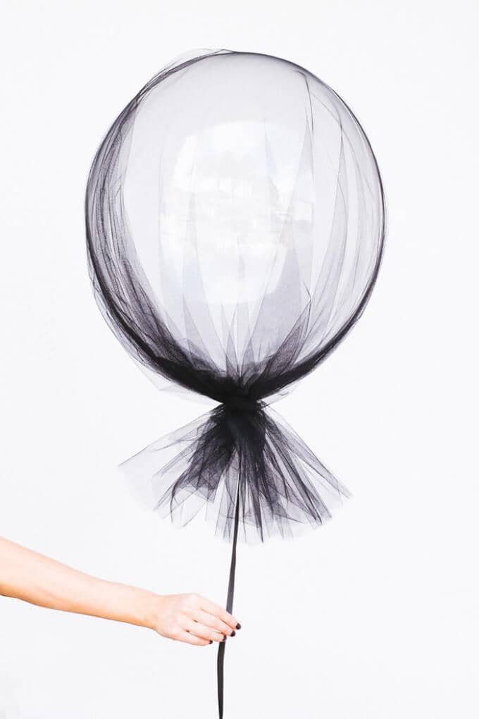 Modernize Balloons with Taffeta Wraps