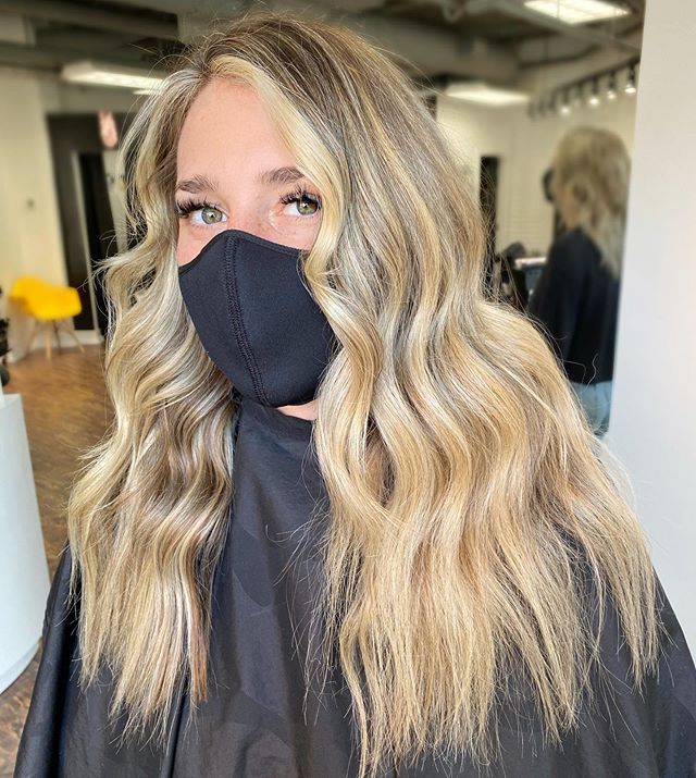 Blonde Balayage with Highlighted Front Tips Hair