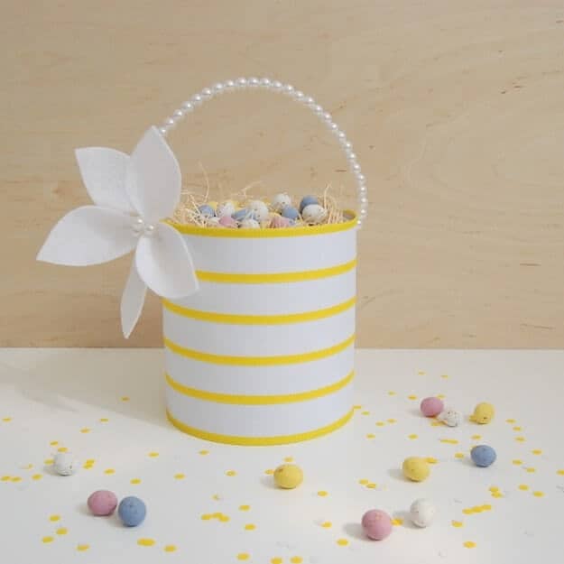 Simple Yellow and White Basket with Pearls