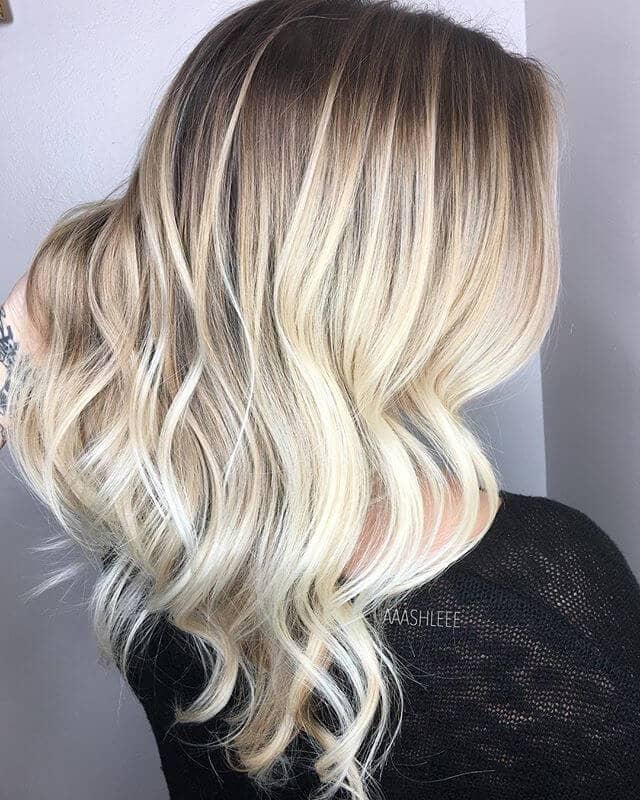 Subtle Dark-to-Light Ombre Balayage Highlight