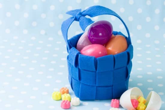 Little Blue Felt Basket with Eggs