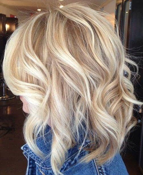 Loose, Pretty Shoulder-Length Curls Blonde Hair