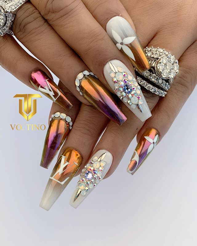 Luxury Gradient Nails With Stones