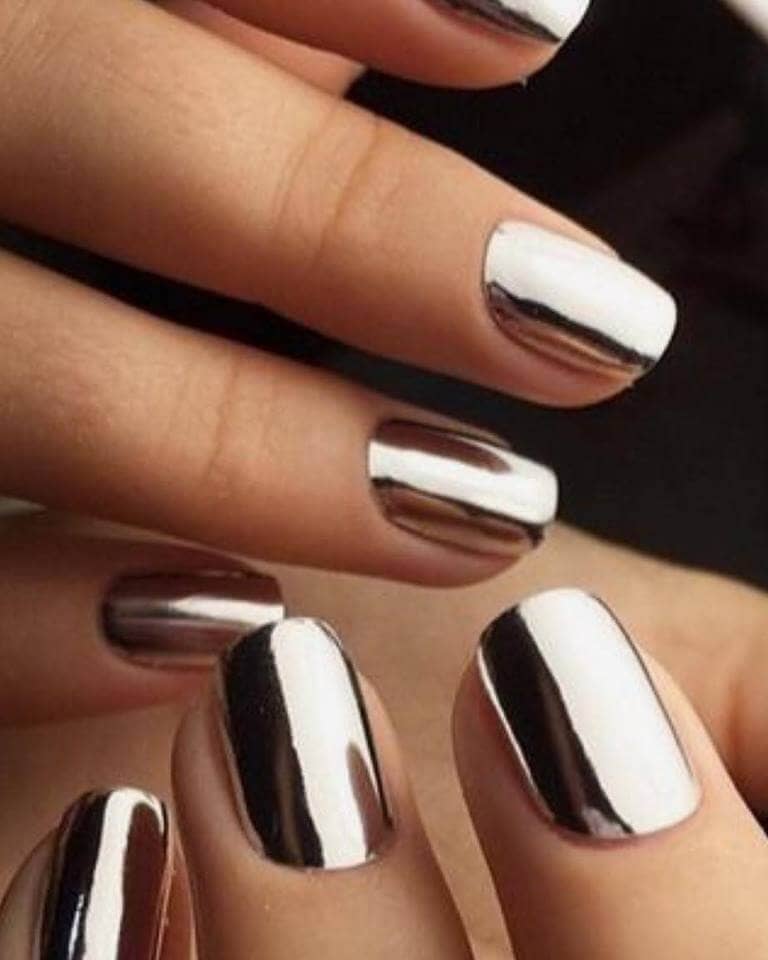 Short Silver Chrome Nail Manicure with Chrome Powder