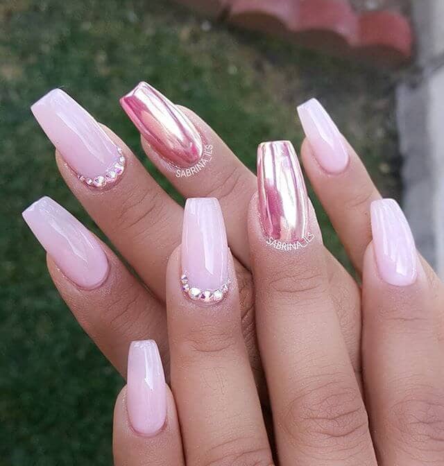 Baby Pink w/ One Metallic Chrome Nail with Chrome Powder