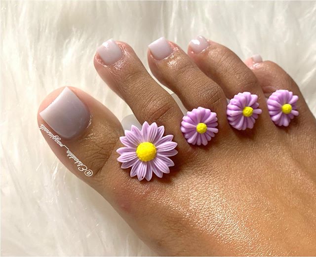2. Floral Toe Nail Art Designs for Summer - wide 3