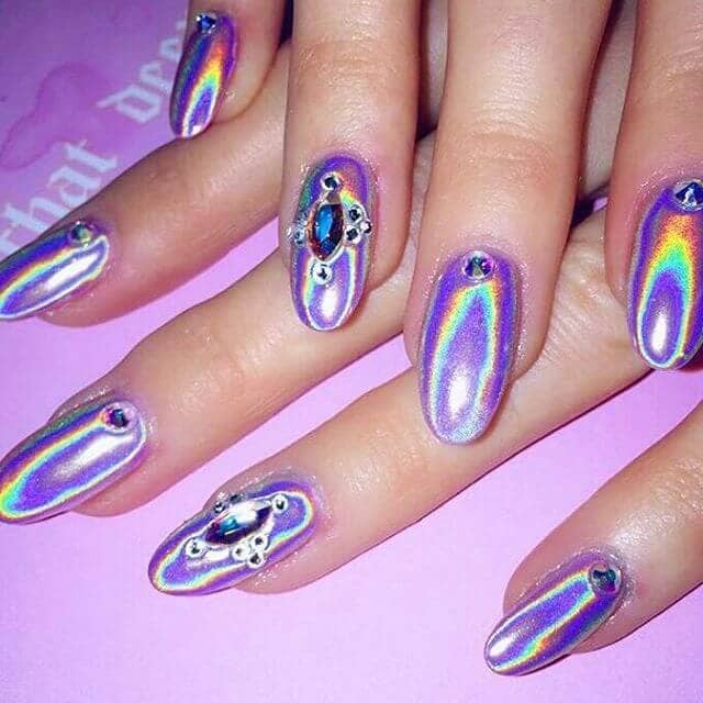 50 Holographic Nails That Are Simply Stunning