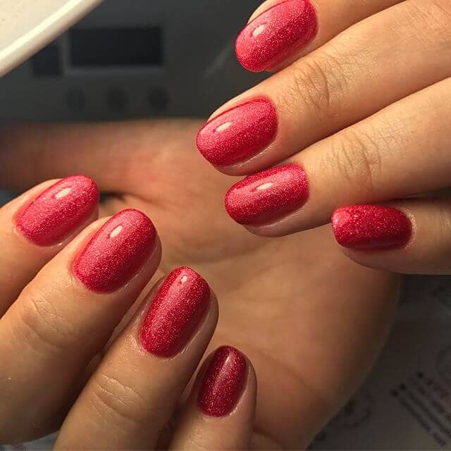 Sparkly Red Glitter Nail Design