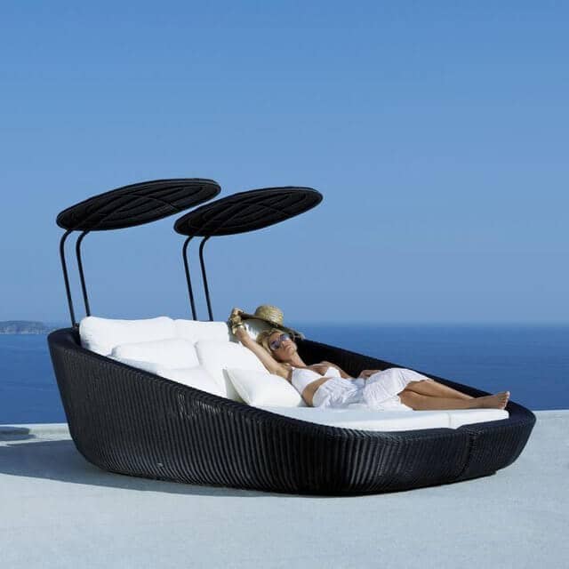 Woven Cabana Style Lounge Bed