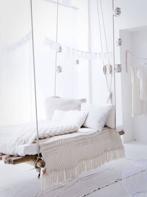 Hanging Rope and Wood Indoor Lounger