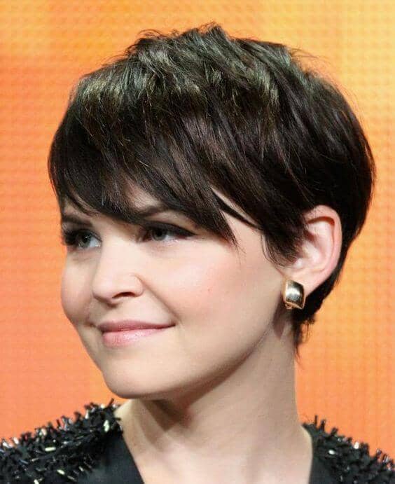 Awesome Short Hairstyle with Side Swept Bangs
