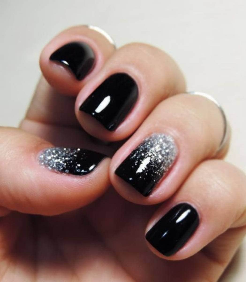 Old Hollywood glamor- silver glitter and black
