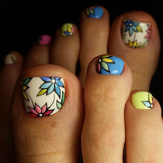 47+ Exciting Pedicure Ideas to Shake Things Up