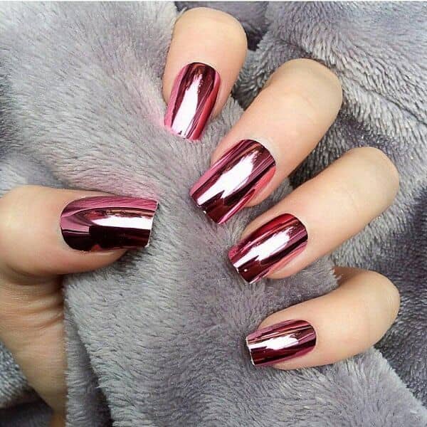 50 EyeCatching Chrome Nails to Revolutionize Your Nail Game