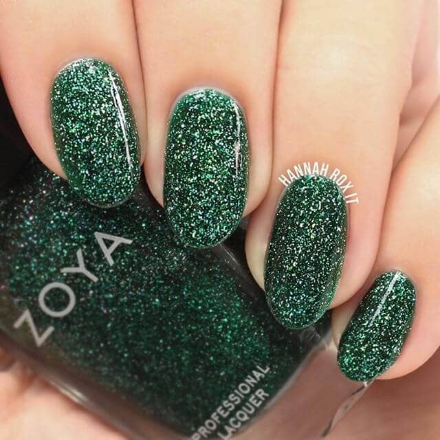 What Nail Color Goes With Emerald Green Dress - zdny3lman