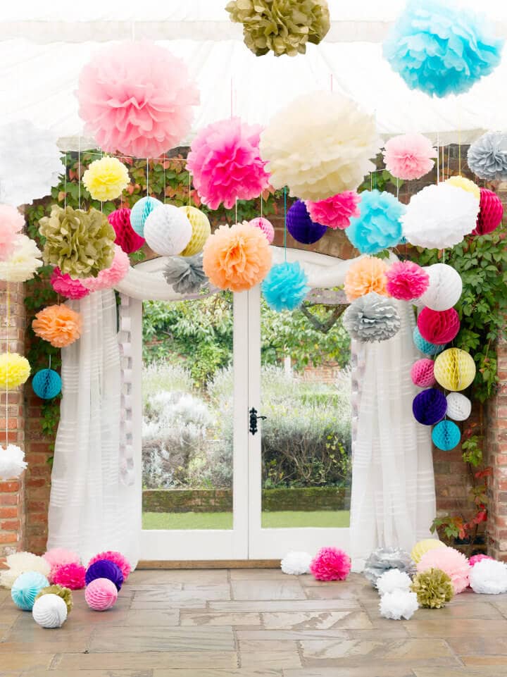 Easy Colorful Tissue Paper Flower Pom-Poms