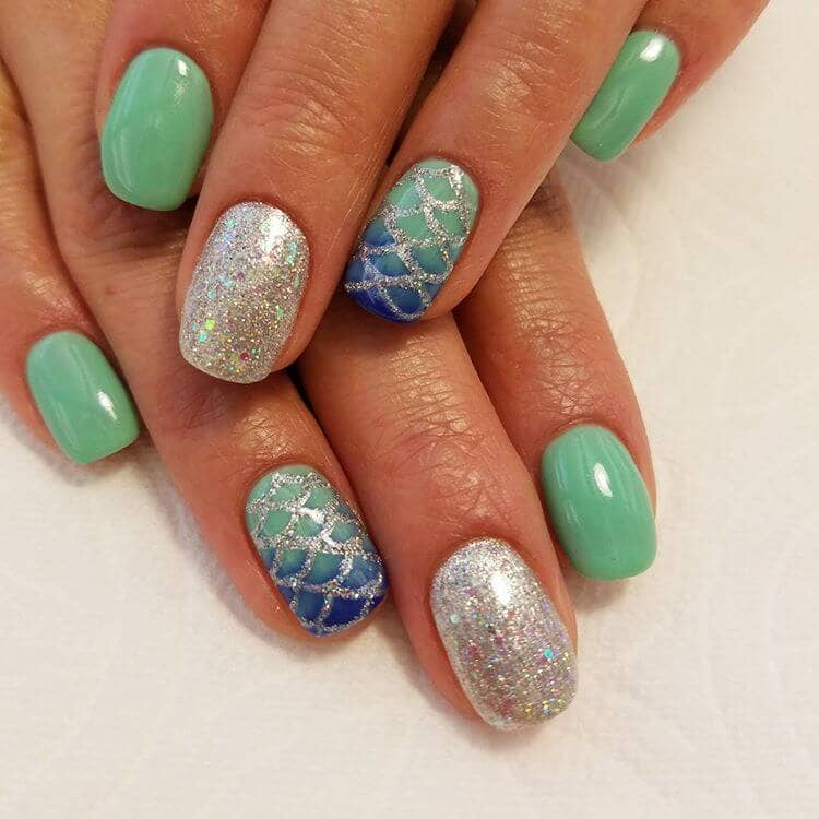 Christmas Minty Mermaid Nail Art Design