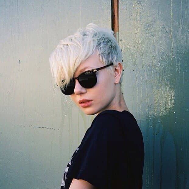 Edgy White Blonde Pixie Short Hairstyle With Long Side Bangs