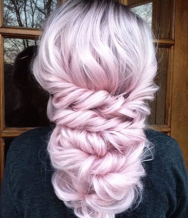 50 Bold And Subtle Ways To Wear Pastel Pink Hair