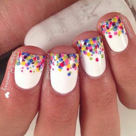 Polka Dot Gradient with a White Background