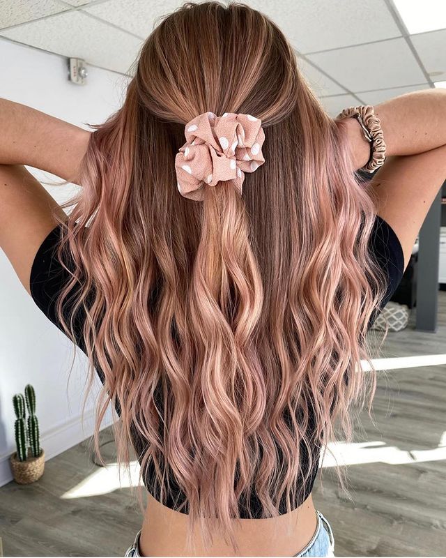 Scrunchie-Equipped Strawberry Blond Balayage Rose Gold Hair